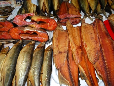 Хранение рыбы горячего копчения: способы, сроки, особенности